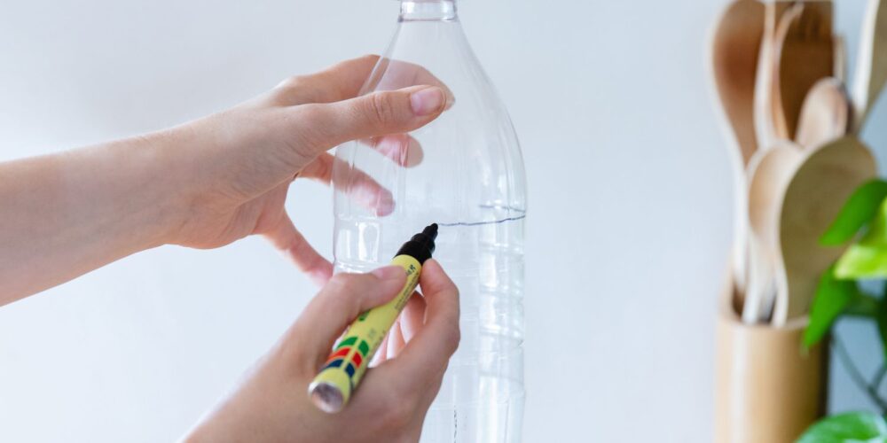 Como espantar moscas com garrafa PET