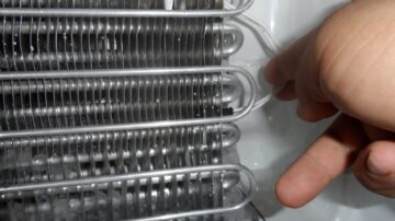 Como tirar rato do motor da geladeira