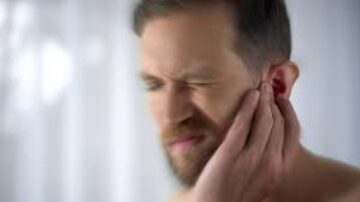 Dengue da dor de garganta e ouvido